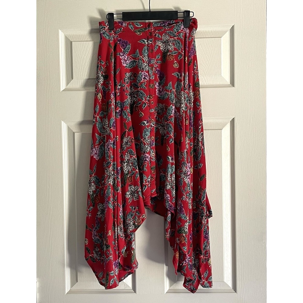 Angie Hi-low Red Pull On Skirt Medium Floral Shark Bite Flowy Buttons Elastic
